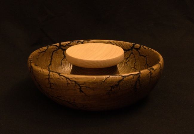 Bol à découper chêne fractal