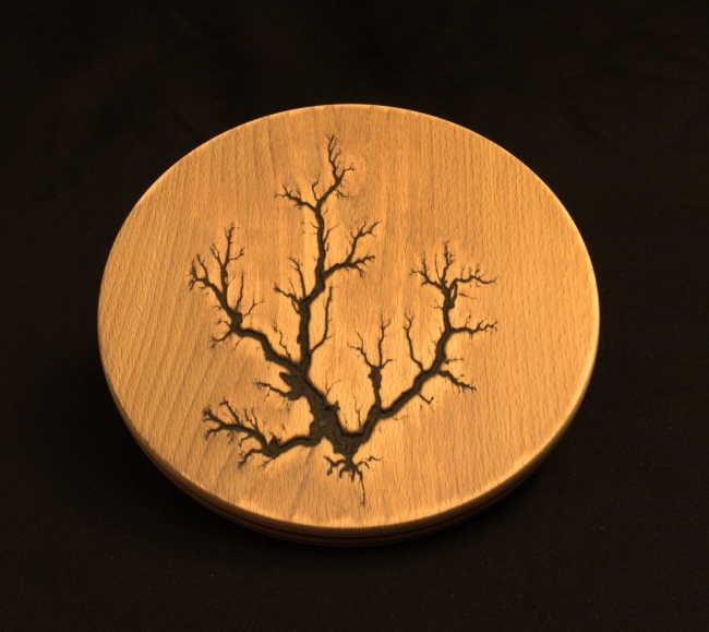 Dessous de plat foudroyé